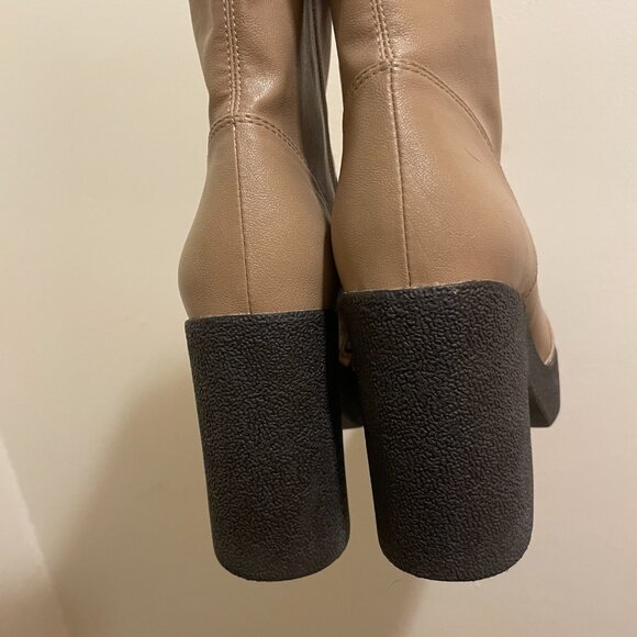 Gently Used! Jeffrey Campbell *KARTINI* Platform Boots in Taupe, Size 9. Cute!!! - Picture 7 of 15